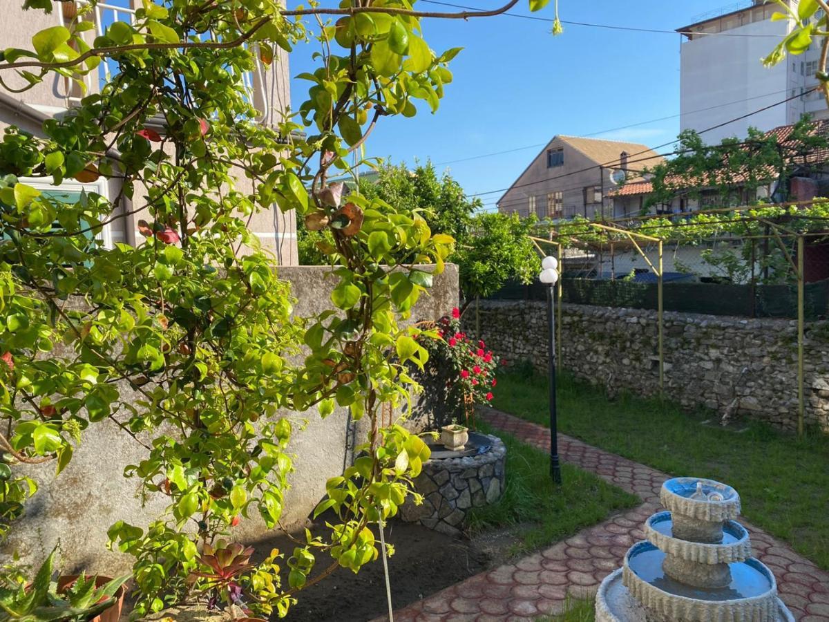 Gather Inn Guest House Shkodër Esterno foto